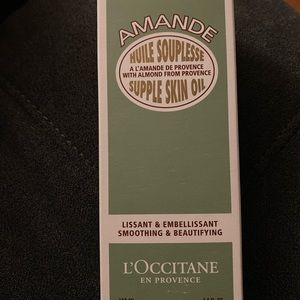 L’Occitane en Provence Amanda supple skin oil.  Brand new, unopened.